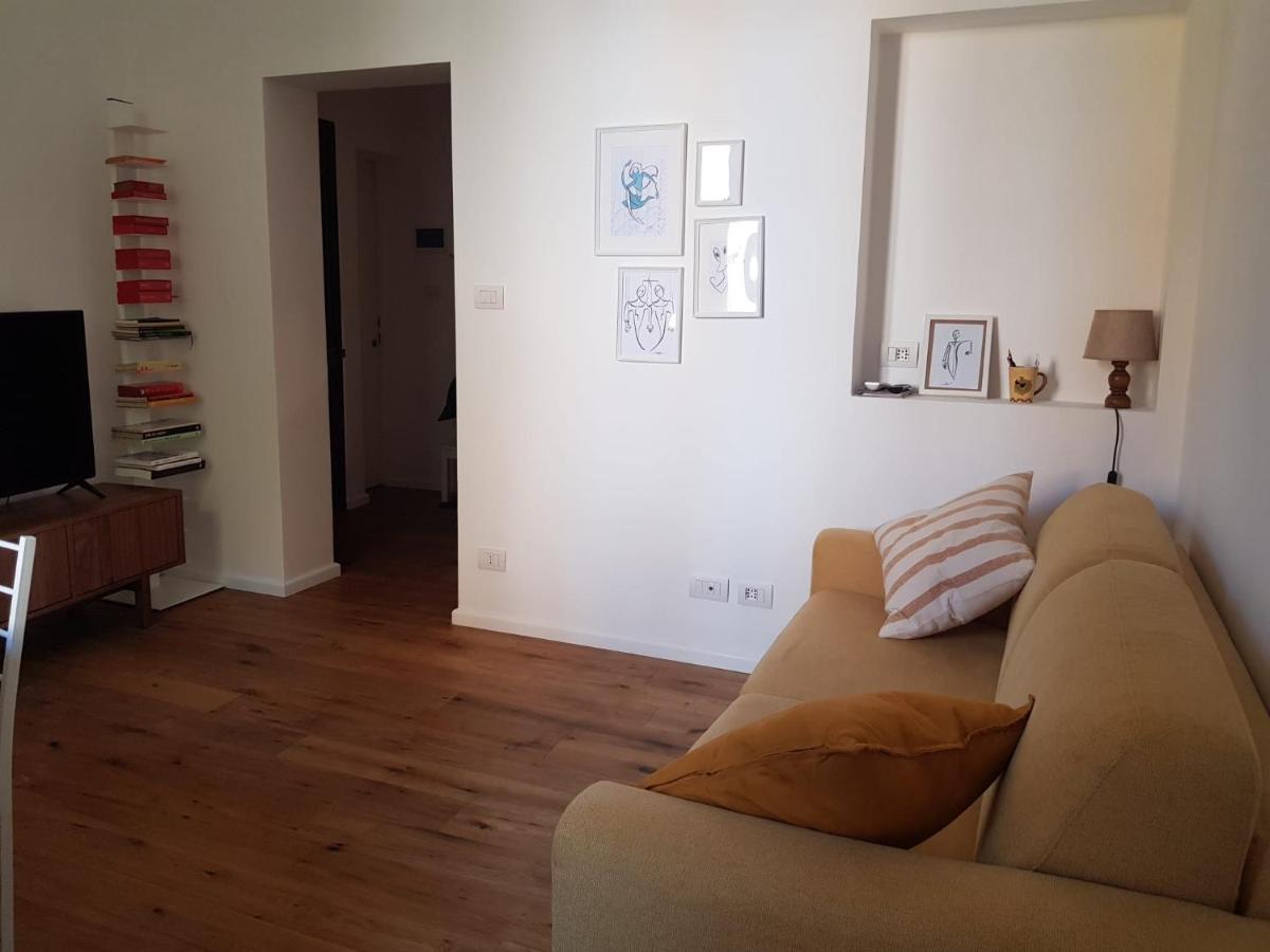 Appartement Il Nome Della Rosa à Bologne Extérieur photo