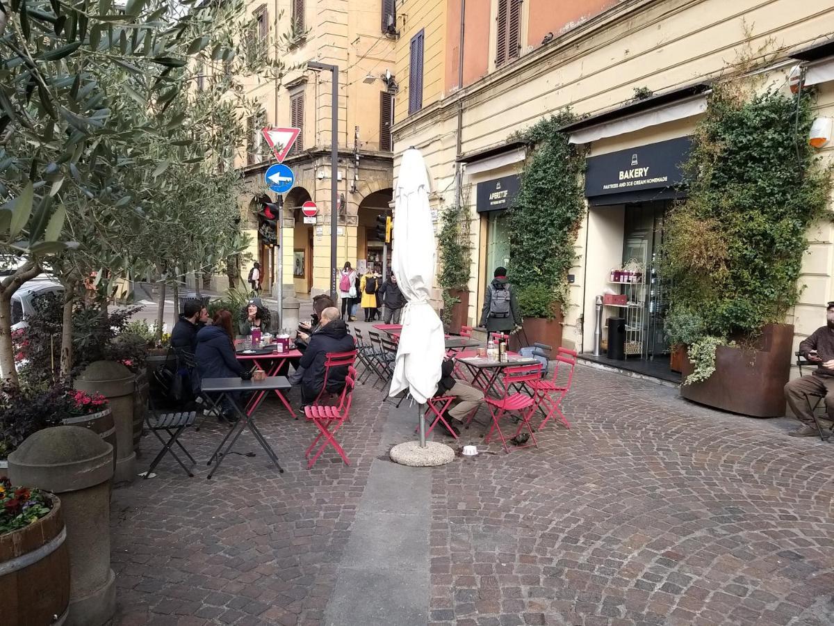 Appartement Il Nome Della Rosa à Bologne Extérieur photo